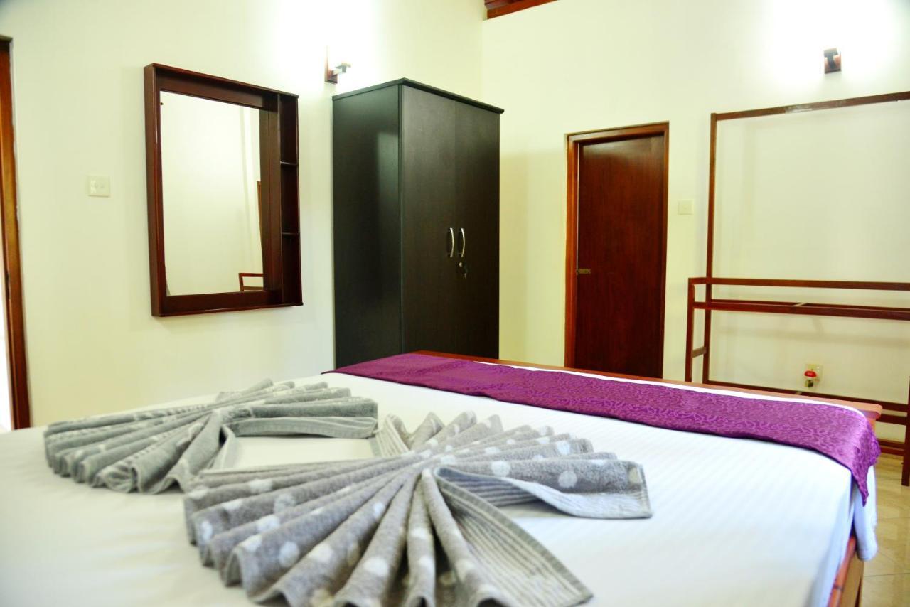 Cinnamon Holiday Inn Hikkaduwa Eksteriør bilde