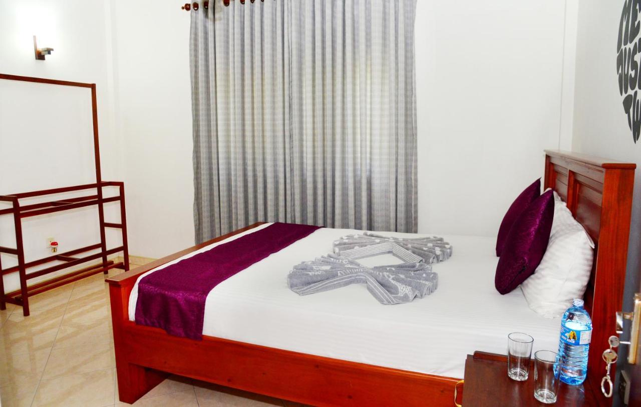 Cinnamon Holiday Inn Hikkaduwa Eksteriør bilde
